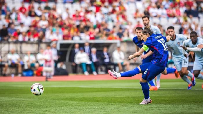 Soi k&egrave;o hiệp 1 T&acirc;y Ban Nha vs Croatia, 23h00 ng&agrave;y 15/6