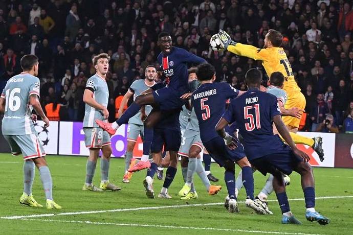 Soi kèo phạt góc PSG vs Atletico Madrid, 2h00 ngày 16/6