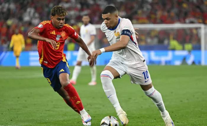 Siêu máy tính dự đoán Pháp vs Tây Ban Nha, 02h00 ngày 15/7