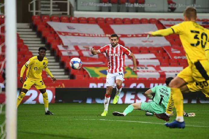 Nhận định, soi kèo Stoke vs Barnsley, 1h45 ngày 16/9