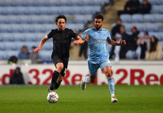 Nhận định, soi kèo Hull City vs Coventry, 01h45 ngày 16/9