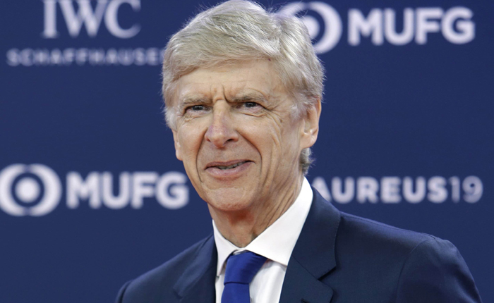 Arsene Wenger ch&iacute;nh thức &lsquo;t&aacute;i xuất giang hồ&rsquo;