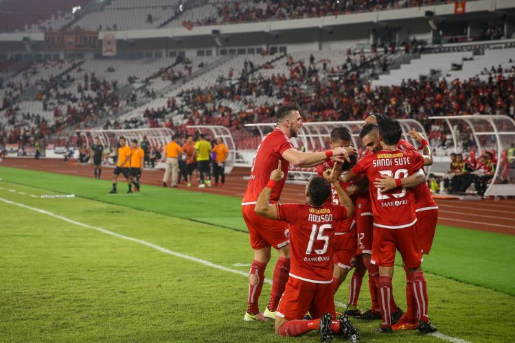 Nhận định b&oacute;ng đ&aacute; Persija Jakarta vs Persela Lamongan, 15h30 ng&agrave;y 15/11: Ch&igrave;m s&acirc;u khủng hoảng