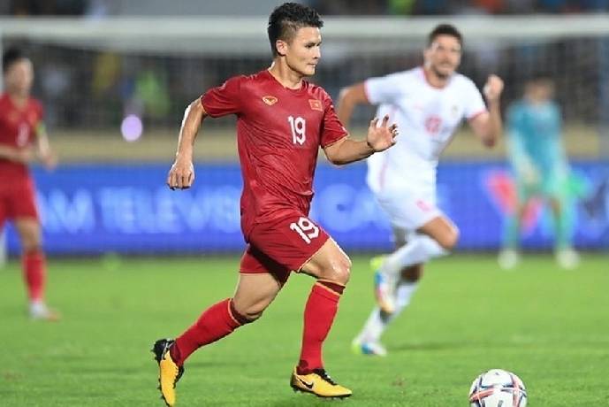 Quang Hải kh&oacute; chịu khi kh&ocirc;ng thể đồng h&agrave;nh c&ugrave;ng tuyển Việt Nam