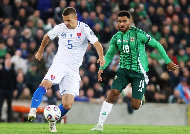 Soi k&egrave;o g&oacute;c Slovakia vs Bắc Ireland, 02h45 ng&agrave;y 15/11