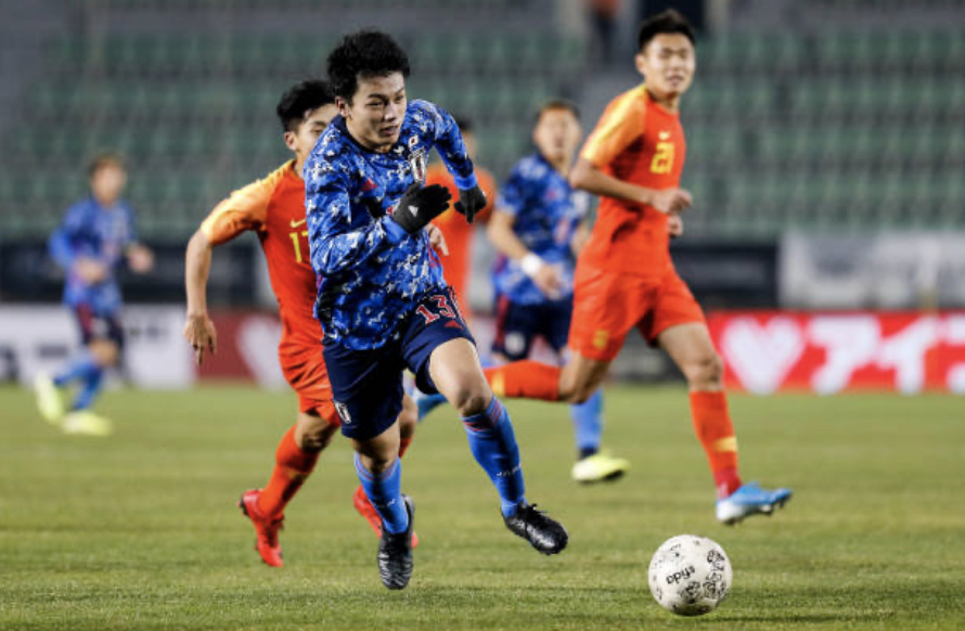 Nhật Bản 5-0 Hồng K&ocirc;ng: Cuộc dạo chơi của Samurai xanh