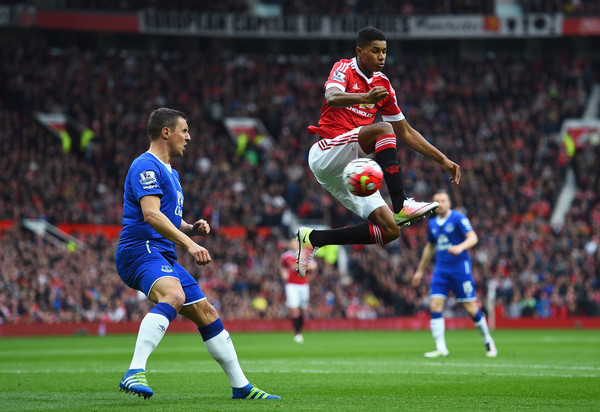 Dự đoán MU vs Everton (21h 15/12) bởi Ruud van Nistelrooy