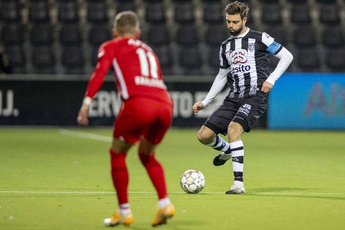 Nhận định, soi kèo AZ vs Heracles, 0h ngày 16/12