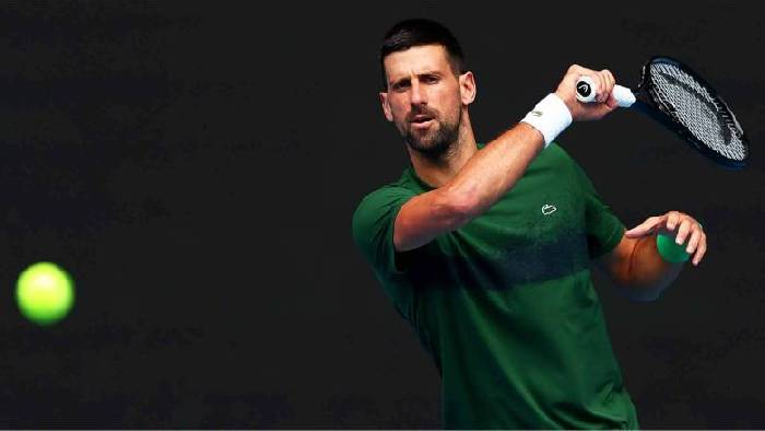 Djokovic bất ngờ d&iacute;nh chấn thương ngay trước thềm &Uacute;c Mở rộng 2026