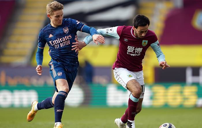 Soi kèo góc Burnley vs Arsenal, 22h00 ngày 17/2