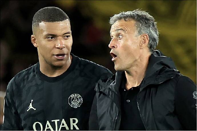 Tỏa sáng tại Cúp C1 châu Âu, Mbappe vẫn tạo vấn đề khiến HLV PSG 'khó chịu'