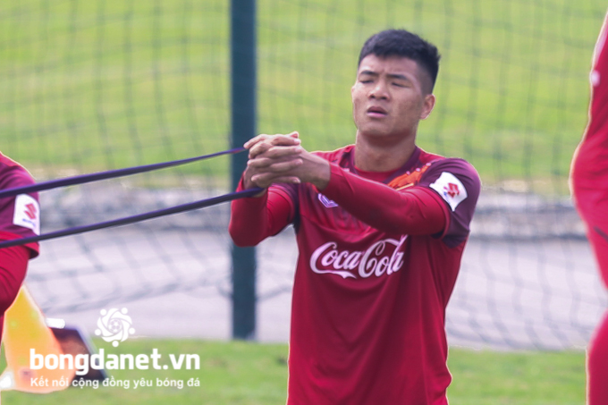 Đức Chinh khốn khổ nhịn ăn vì thân hình phát tướng