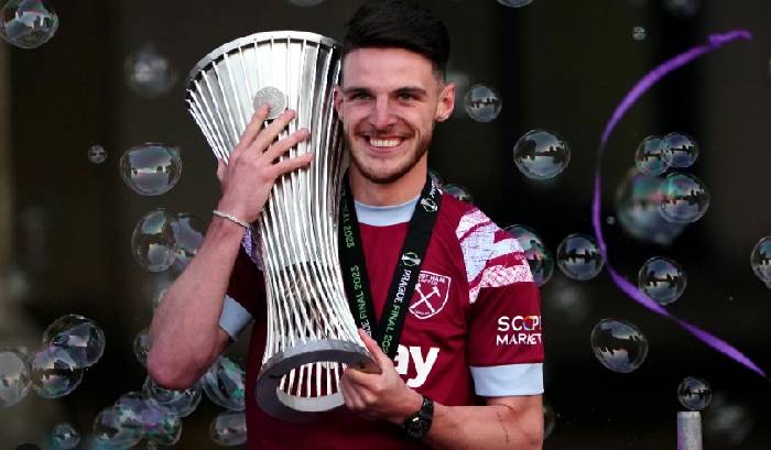 Trải đường đ&oacute;n Declan Rice, Arsenal phũ ph&agrave;ng rao b&aacute;n trụ cột