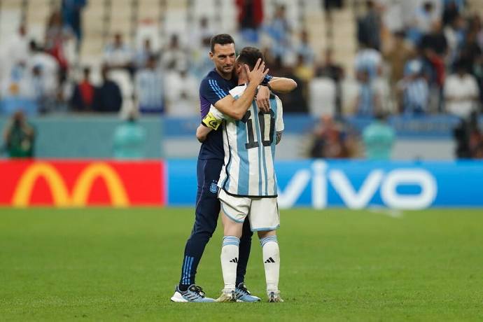 Chuyên gia Tony Ansell dự đoán Argentina vs Algeria, 8h00 ngày 17/6