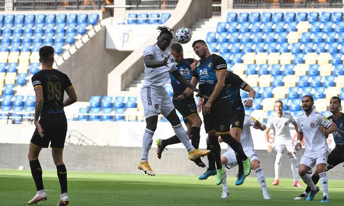 Nhận định, soi kèo Spartak Trnava vs Mosta, 1h45 ngày 16/7