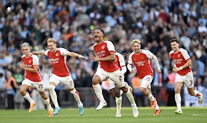 'Cậu ấy đ&atilde; từ chối cả M.U v&agrave; Tottenham để gia nhập Arsenal'