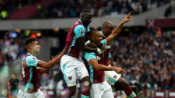 Soi kèo góc Sunderland vs West Ham, 21h00 ngày 16/8