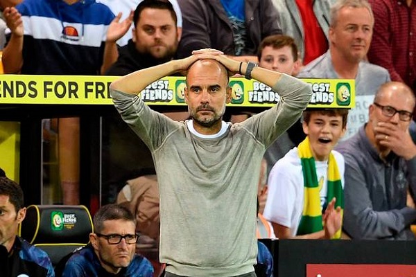 Pep Guardiola 'nhắn nhủ' Liverpool sau trận Norwich 3-2 Man City