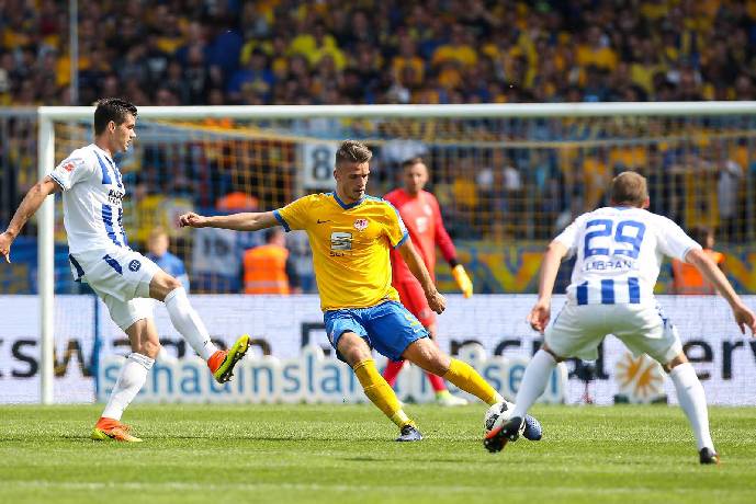 Nhận định, soi kèo Braunschweig vs Karlsruher, 23h30 ngày 16/9