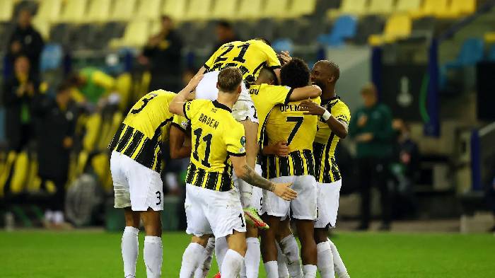 Soi kèo tài xỉu Cambuur vs Vitesse hôm nay, 2h ngày 16/10
