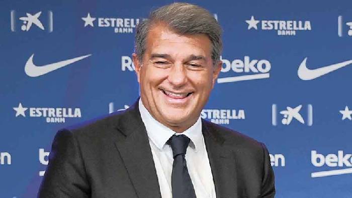 Thật như đùa! Barca 'chày cối' không trả xu nào dù liên tục bị 'đòi nợ'