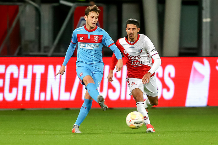 Nhận định Twente vs Jong Utrecht, 02h00 ng&agrave;y 19/1 (Hạng 2 H&agrave; Lan)