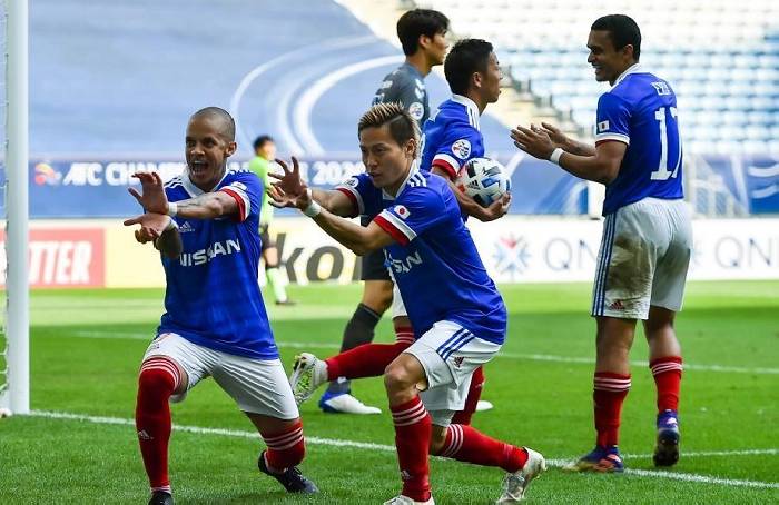 Soi kèo phạt góc Kawasaki Frontale vs Yokohama Marinos, 17h ngày 17/2