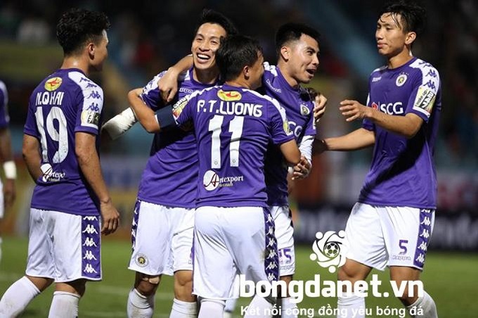 VFF thưởng nóng cho Hà Nội FC và B.Bình Dương