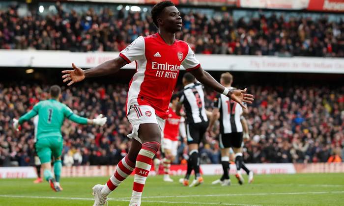 Soi k&egrave;o phạt g&oacute;c Newcastle vs Arsenal, 2h ng&agrave;y 17/5