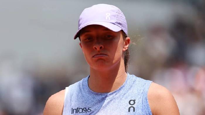 Swiatek tụt hạng s&acirc;u d&ugrave; kh&ocirc;ng thi đấu, Fritz bứt ph&aacute; mạnh mẽ trước thềm Wimbledon