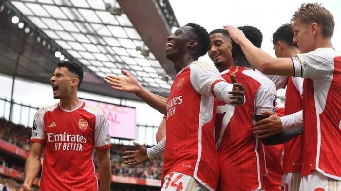 'T&ocirc;i kh&ocirc;ng c&oacute; c&aacute;ch n&agrave;o từ chối cơ hội được gia nhập Arsenal'