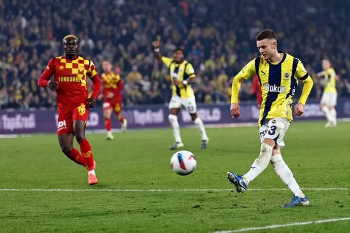 Nhận định, soi kèo Goztepe vs Fenerbahce, 1h30 ngày 17/8: Tâm trí ở chỗ khác