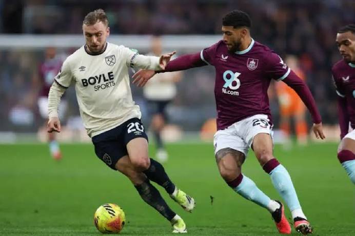 Soi kèo góc Burnley vs West Ham, 22h00 ngày 16/08