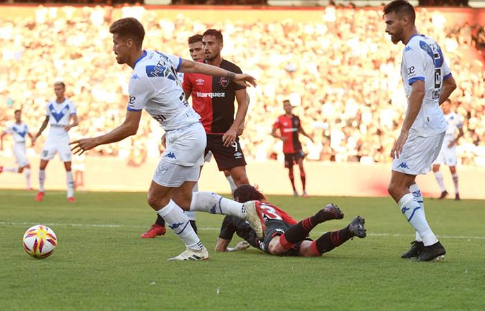 Nhận định bóng đá Velez Sarsfield vs Atl. Tucuman 07h10 ngày 17/09: Run rẩy nơi đất khách