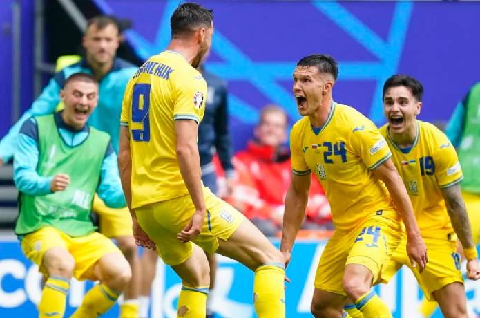Soi kèo góc Ukraine vs Iceland, 00h00 ngày 17/11