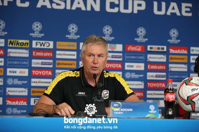 HLV Yemen cho rằng Việt Nam thắng là nhờ trọng tài