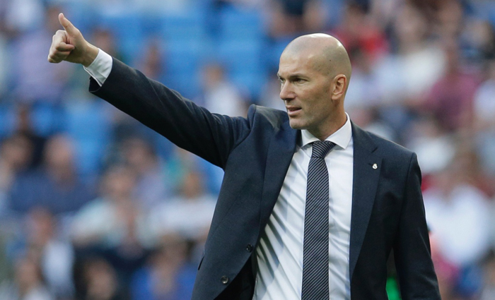 Bất ngờ với l&yacute; do Zidane loại Courtois trong ng&agrave;y ra mắt Real Madrid