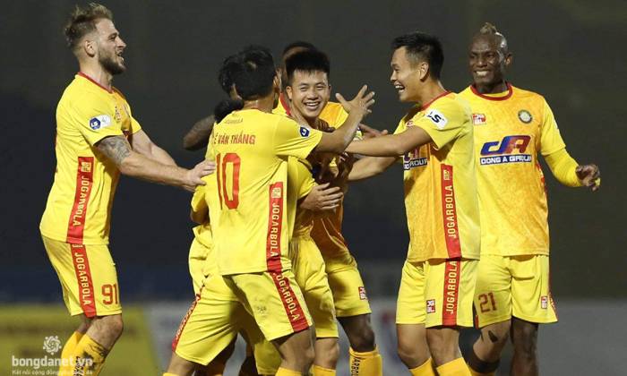 CLB Thanh Hóa trả lương cầu thủ theo mô hình bóng đá châu Âu