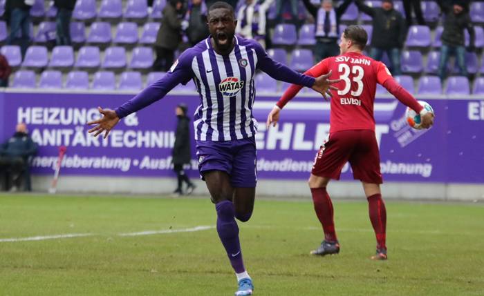 Nhận định, soi kèo Erzgebirge Aue vs Karlsruher, 0h30 ngày 19/3