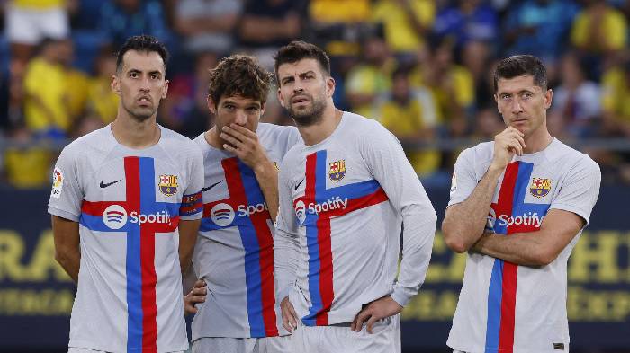 &Ocirc;ng chủ khu trung tuyến bật đ&egrave;n xanh, Barca được phen mừng thầm