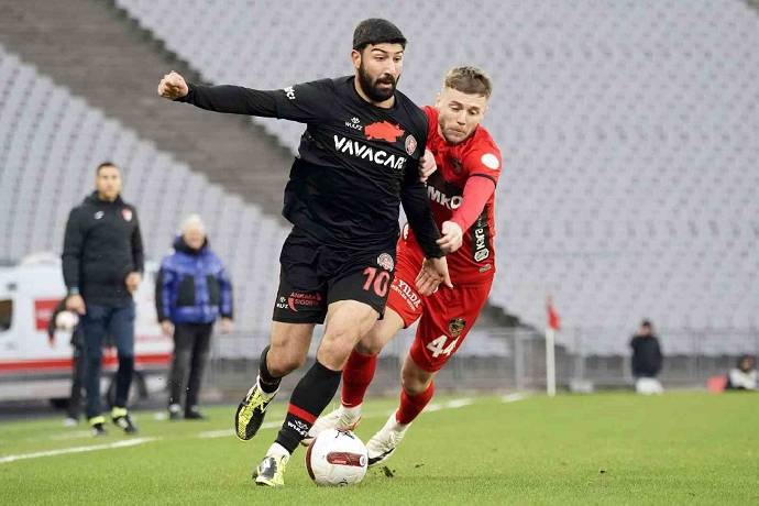 Nhận định, soi k&egrave;o Gaziantep vs Fatih Karagumruk, 22h59 ng&agrave;y 18/5: Chủ nh&agrave; trụ hạng sớm