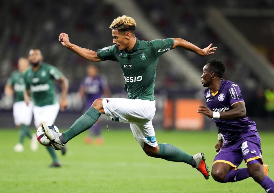 Arsenal c&oacute; bản hợp đồng đầu ti&ecirc;n m&ugrave;a chuyển nhượng