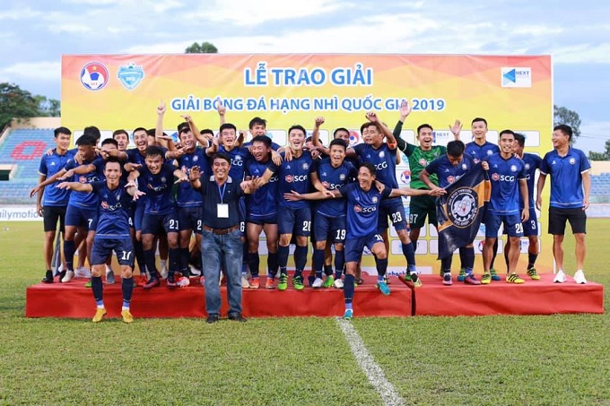 HLV Trần Minh Chiến đưa Bà Rịa Vũng Tàu lên giải hạng Nhất 2020