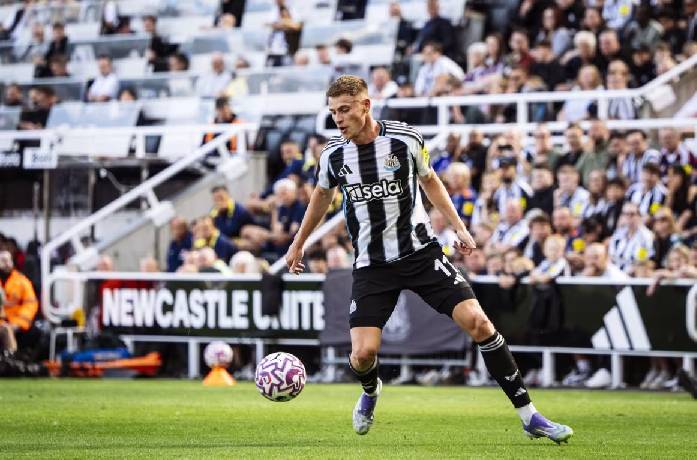 Soi kèo góc Newcastle vs Aston Villa, 23h30 ngày 17/10