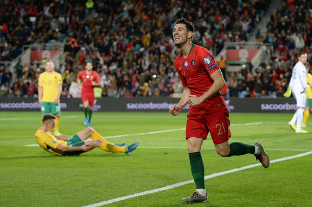 Tỷ lệ b&oacute;ng đ&aacute; v&ograve;ng loại EURO h&ocirc;m nay 17/11: Luxembourg vs Bồ Đ&agrave;o Nha