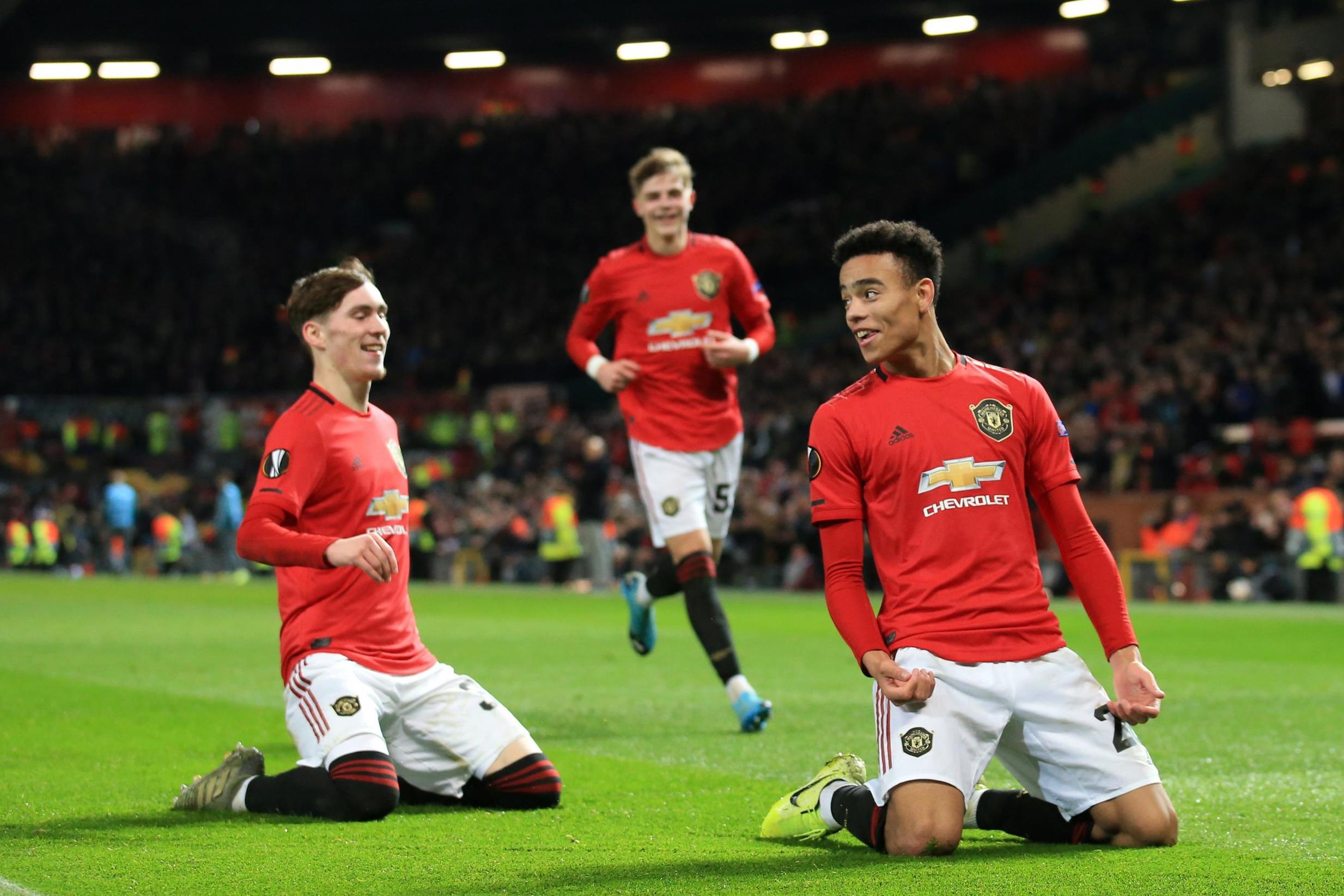 MU vs Colchester (3h 19/12): Lấy lại sự tự tin