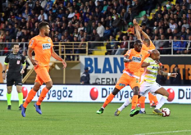 Nhận định, soi k&egrave;o Alanyaspor vs Fenerbahce, 00h00 ng&agrave;y 19/01: Kh&aacute;ch bay cao