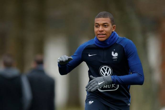 Chelsea bỏ lỡ Mbappe chỉ v&igrave; 17 ngh&igrave;n bảng Anh