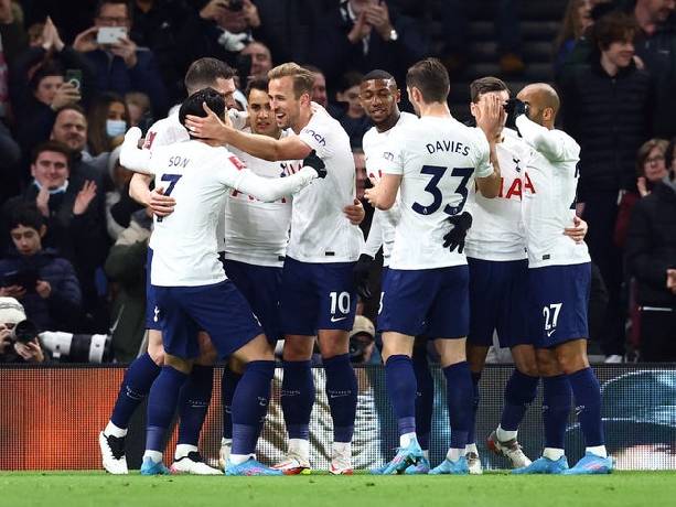 Tỷ lệ k&egrave;o nh&agrave; c&aacute;i Man City vs Tottenham mới nhất, 0h30 ng&agrave;y 20/2