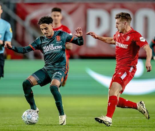 Nhận định, soi k&egrave;o Feyenoord với Waalwijk, 22h45 ng&agrave;y 18/2: Thắng nhẹ giữ sức